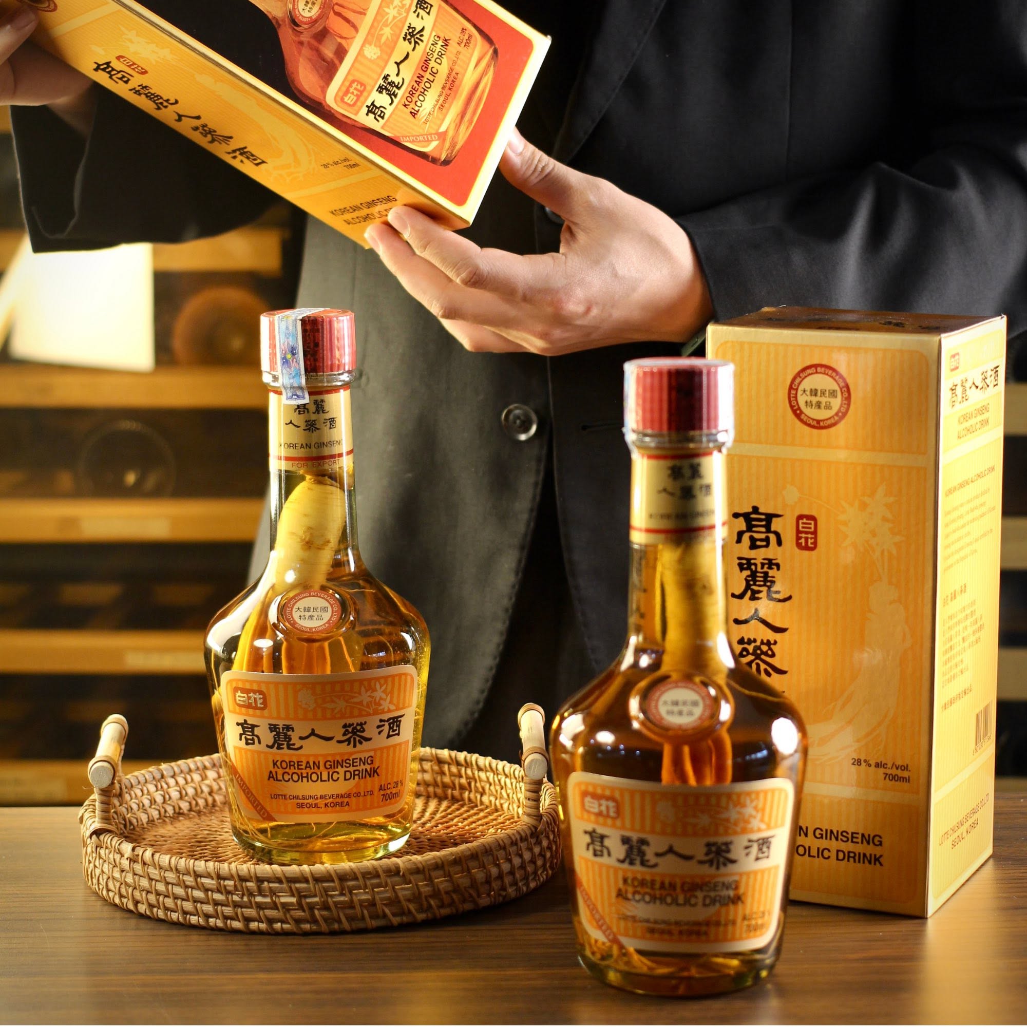 Quà Tết doanh nghiệp bằng rượu Hàn Quốc gồm soju và rượu Hàn đóng hộp quà